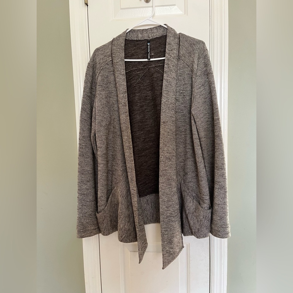 Kuhl Nova Wrap Gray Open Front Raw Seam Cardigan Sweater Large b7